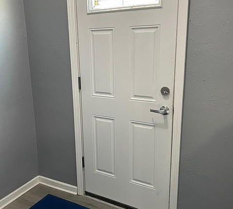 4th image of 228 E Bruce Ave