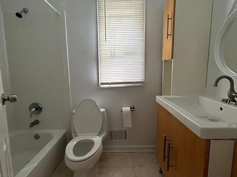3 Dartmouth Ave #3A — Photo 8