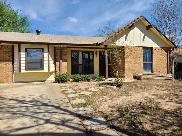 108 Quail Valley Dr, Kerrville, TX 78028