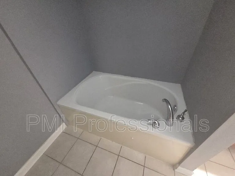 1214 Timber Creek Dr — Photo 14