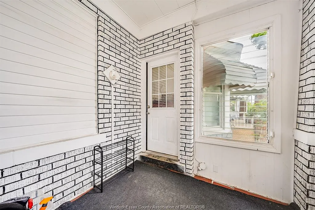 6 bed, $500 — Photo 3
