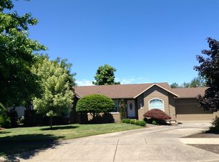 1525 Hummingbird Ln, Stayton, OR 97383