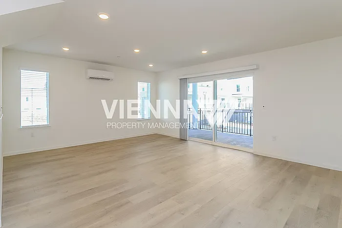 8080 Quiet Knolls Dr — Photo 3