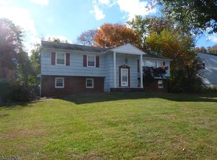 3 Barbara St, Parsippany, NJ 07054