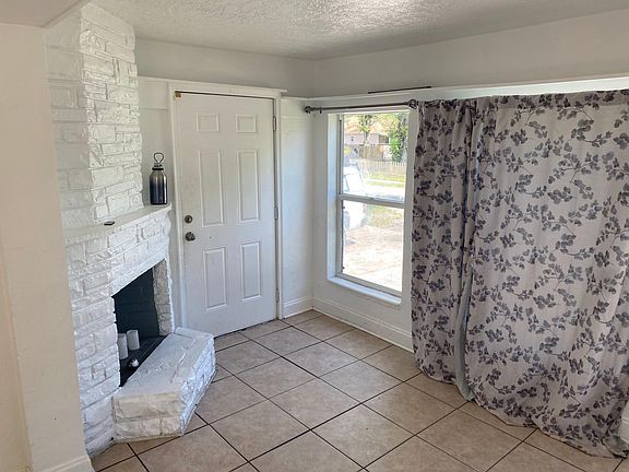 2nd image of 2786 41st Ave N