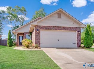 150 Shrewsberry Dr, New Market, AL 35761