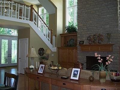 5th image of 3686 E Baycliffs Dr