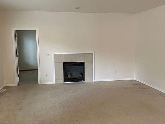 5th image of 5020 194th St SW