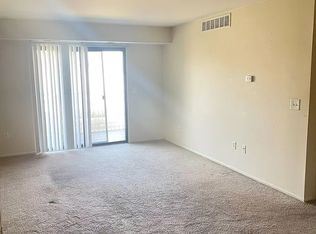 1493 E Chateau Vert St E APT B, Ypsilanti, MI 48197