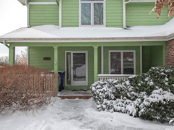 1160  Parkside Lawrence, KS listing photo #4