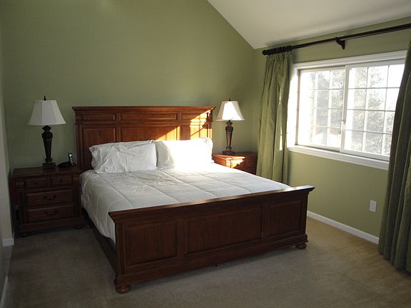5th image of 2202 Dunhill Dr