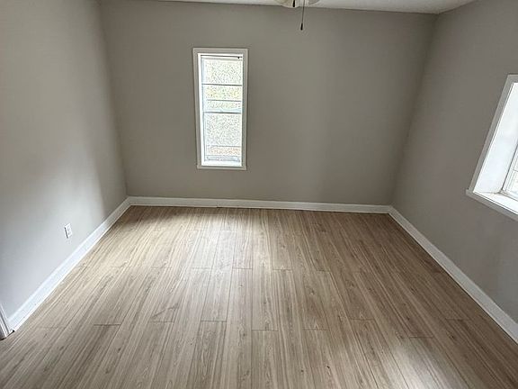 4th image of 214 Keeling Rd