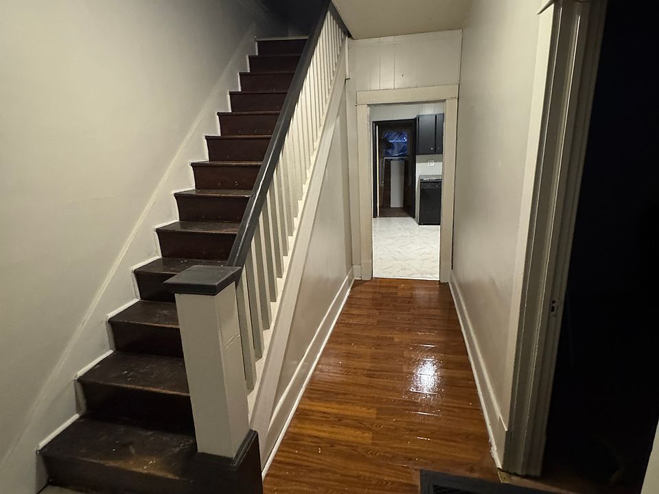 1st image of 608 Southern Ave #608