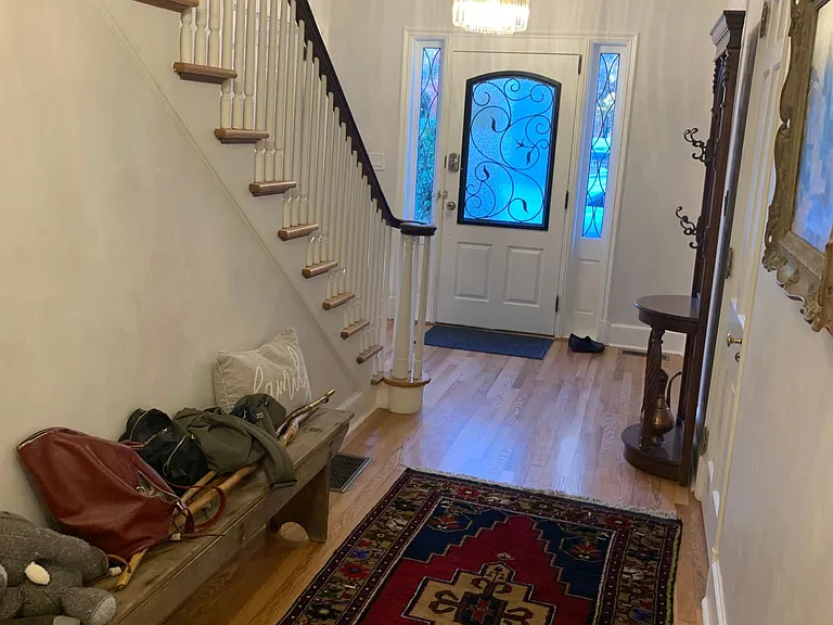 Front door & foyer