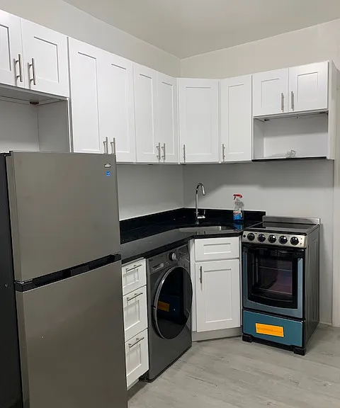 244 W 16th St #1FW — Photo 5