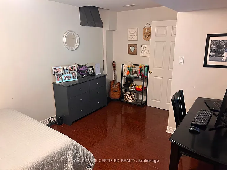 31 Everingham Cir #BASEMENT — Photo 8