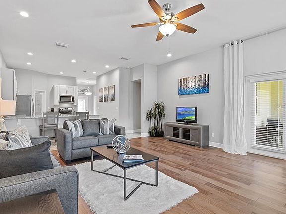 2nd image of 1077 Green Gate Blvd