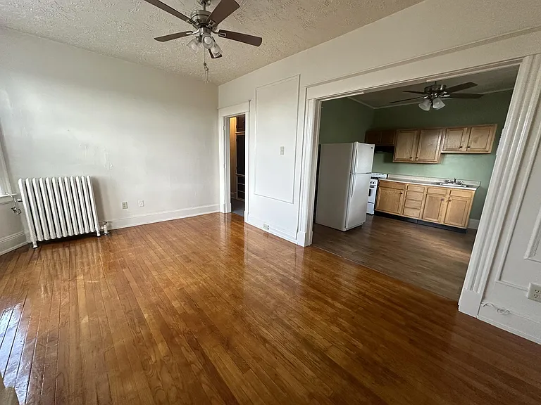 602 Union St — Photo 3