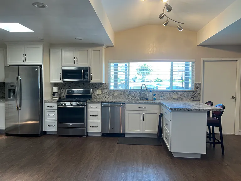 1515 N Milpitas Blvd — Photo 6