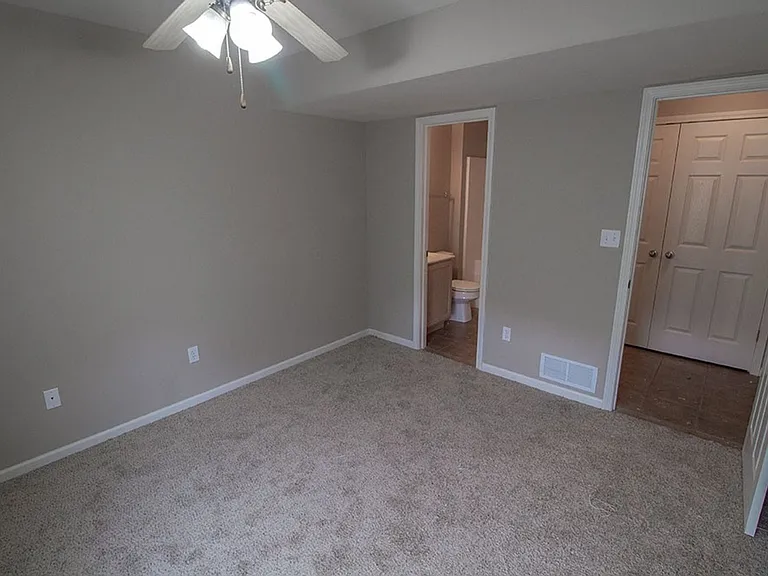 4014 Snowy Owl Dr — Photo 12