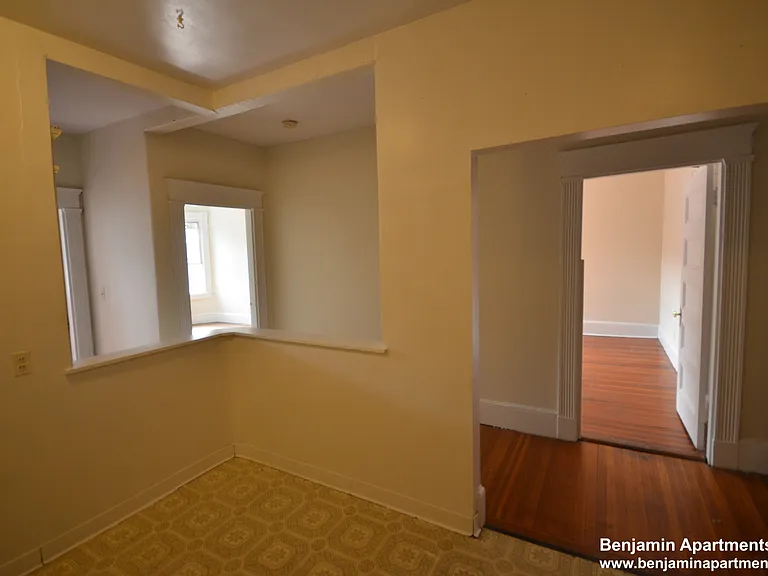 1589 Beacon St #9 — Photo 5