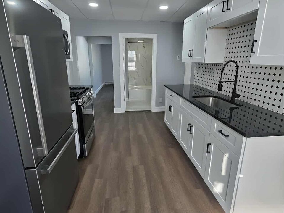 Enter into your new modern Kitchen