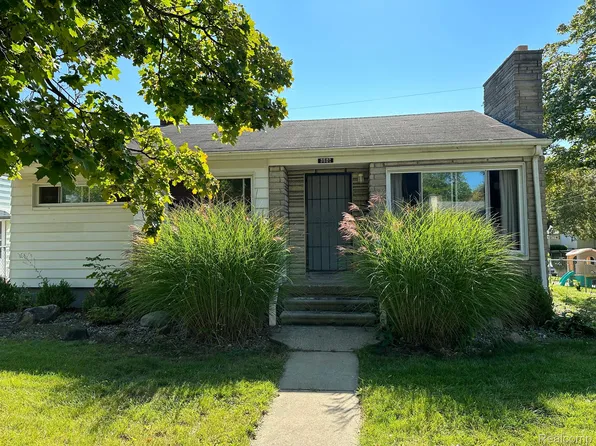 3802 Delaware Ave, Flint, MI 48506