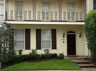 230 Rue Saint Peter, Metairie, LA 70005