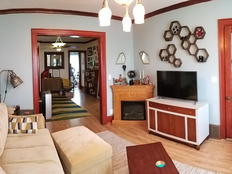 1711 E Thomas Ave — Photo 8