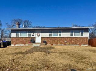 695 Loyola Dr, Florissant, MO