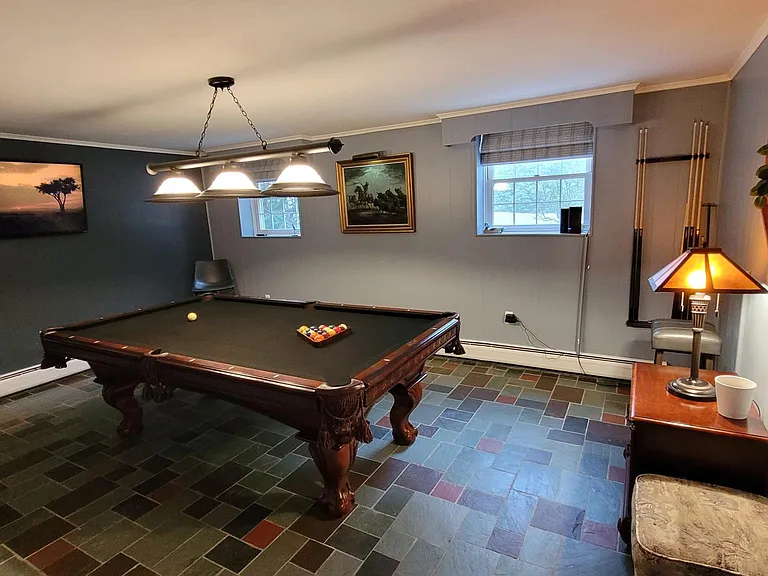 Billiards Room w/ Full 8' Pool Table & 50" TV