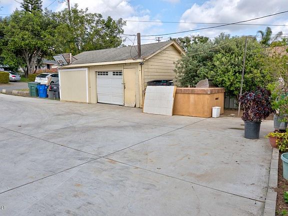 3rd image of 200 Alosta Dr