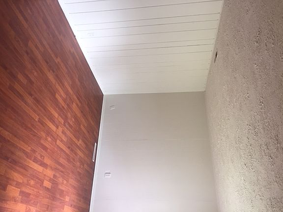 5th image of 4125 N Arlington Ave