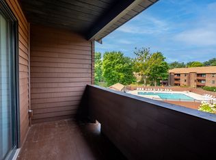 17 Davis Rd APT C9, Acton, MA 01720