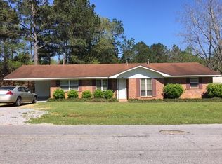 19 Meador Rd, Laurel, MS 39443