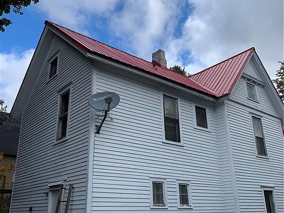 3rd image of 112 Francis St