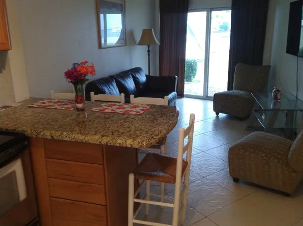 2508 Bay Dr, Pompano Beach, FL