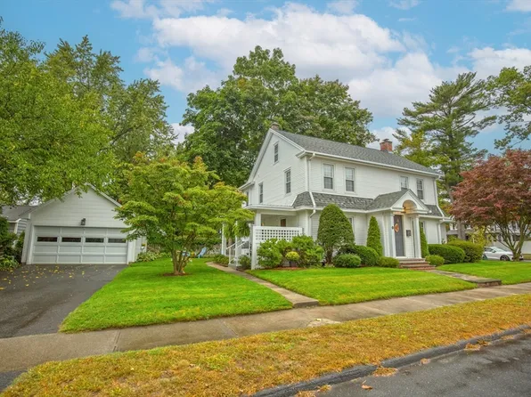 140 Laurel St, Longmeadow, MA 01106
