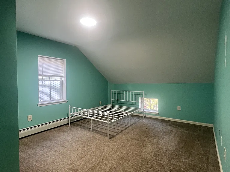 215 W Court St #3 — Photo 6