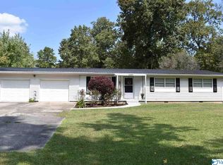 212 Noccalula Dr, Gadsden, AL 35904