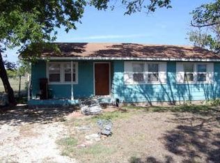 905 Maple St, Ferris, TX 75125