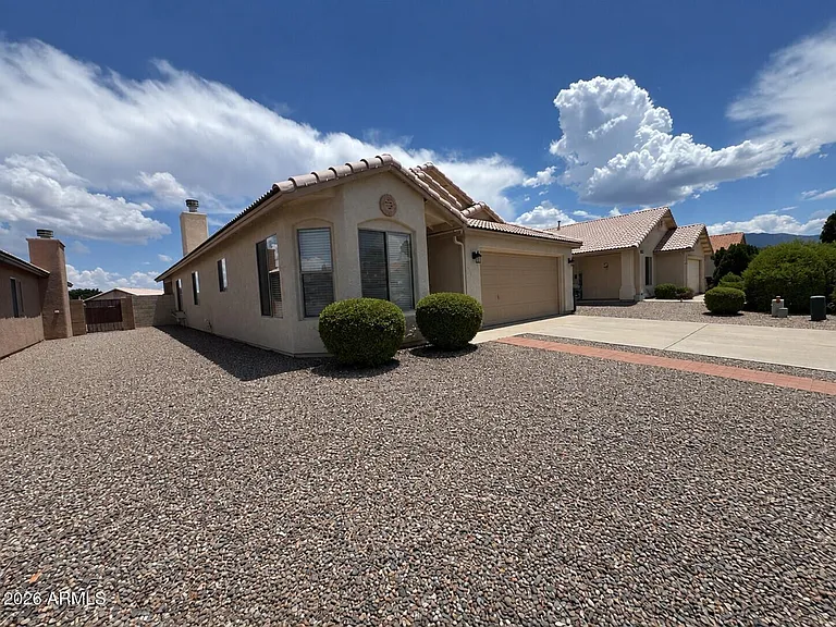 2087 Calle Sabo — Photo 2