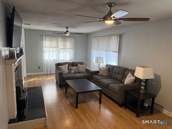 4th image of 228 Fern Hill Road