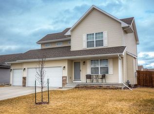 2900 SE Stonegate Dr, Grimes, IA 50111