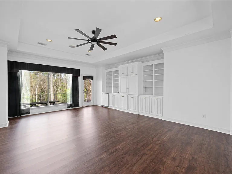 15318 Beecham Dr — Photo 23