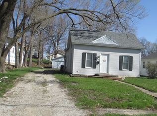 1607 Braden Ave, Chariton, IA 50049