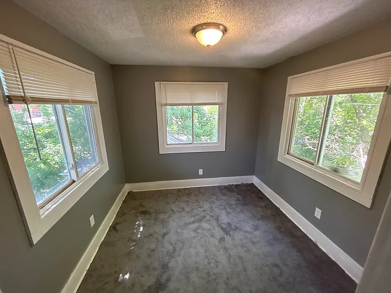 5601 Buckingham Ave — Photo 8
