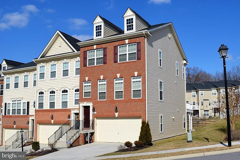 1st image of 672 Highland Farms Cir