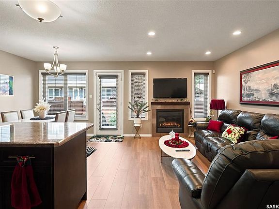 5th image of UNIT 104-4100 Sandhill CRESCENT