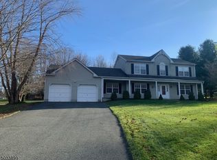 9 Prince Edward Rd, Great Meadows, NJ 07838